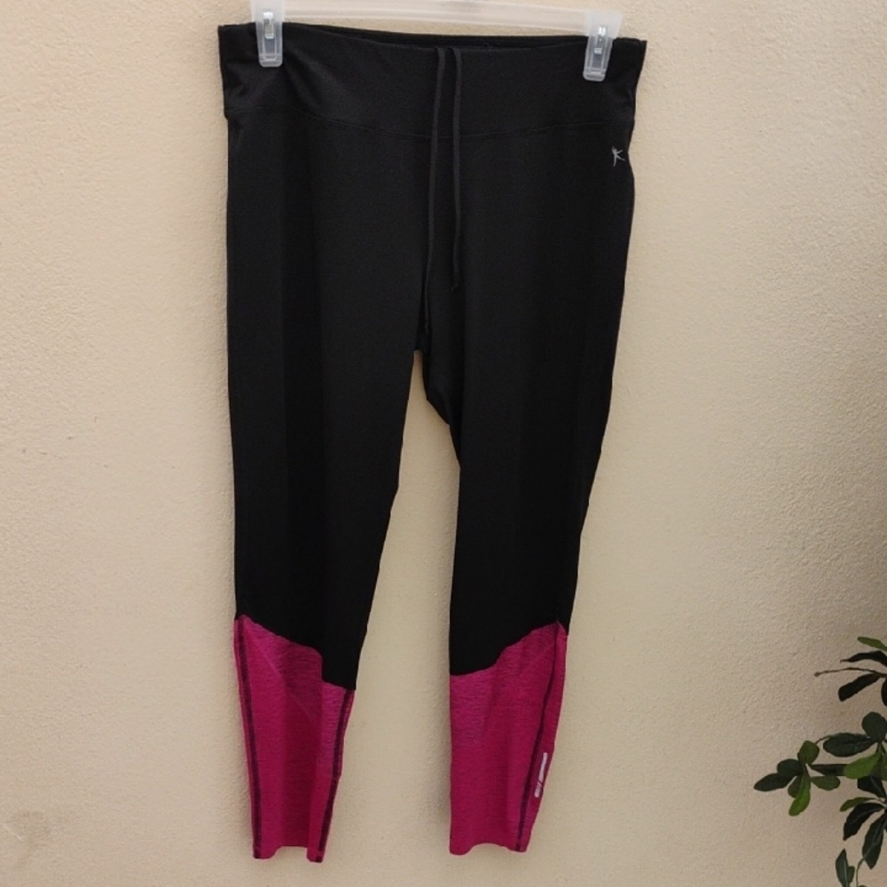 Black & Pink Colorblock Active Leggings